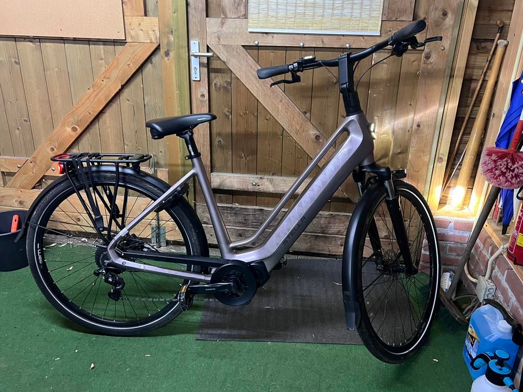 Stella Vicenza elektrische fiets Shimano Steps middenmotor, 53 tot 56 cm, Versnellingen, Zo goed als nieuw, Schijfrem