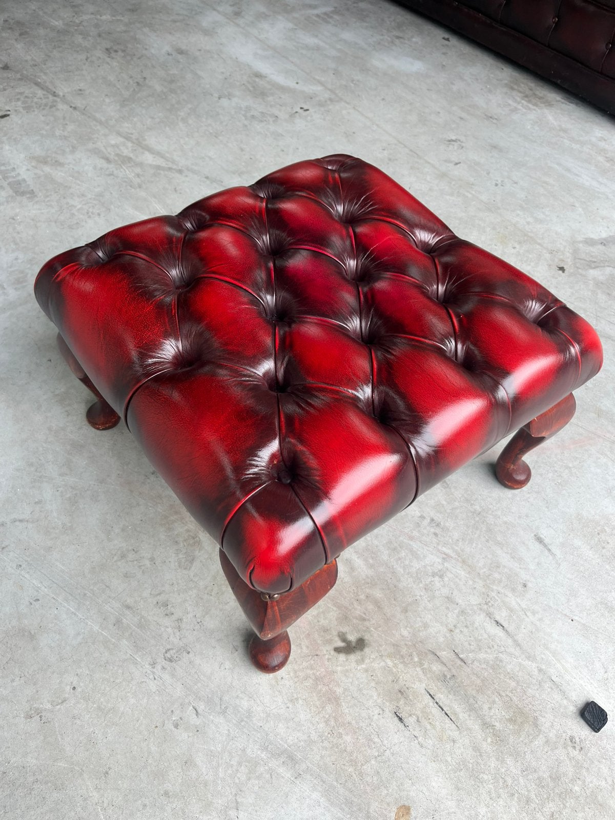 Chesterfield voetenbankje, Minder dan 50 cm, Gebruikt, Ophalen of Verzenden, Rechthoekig