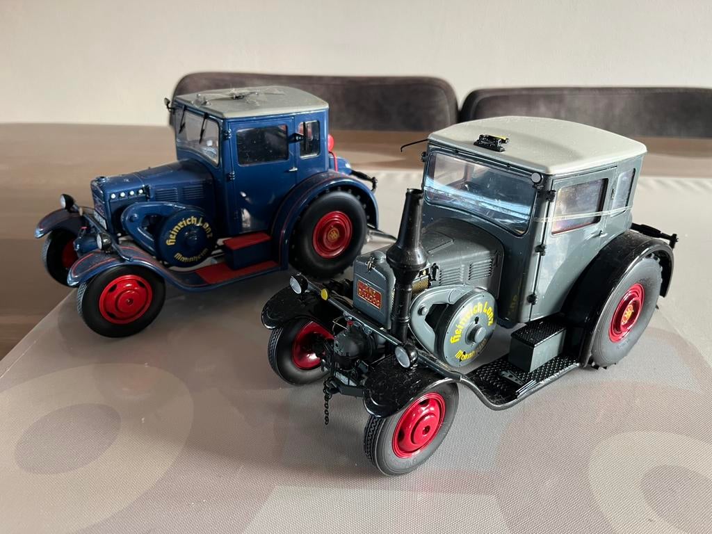 Twee Lanz Eilbulldogs trekkers Schuco, Hobby en Vrije tijd, Modelauto's | 1:18, Zo goed als nieuw, Overige merken, Ophalen of Verzenden