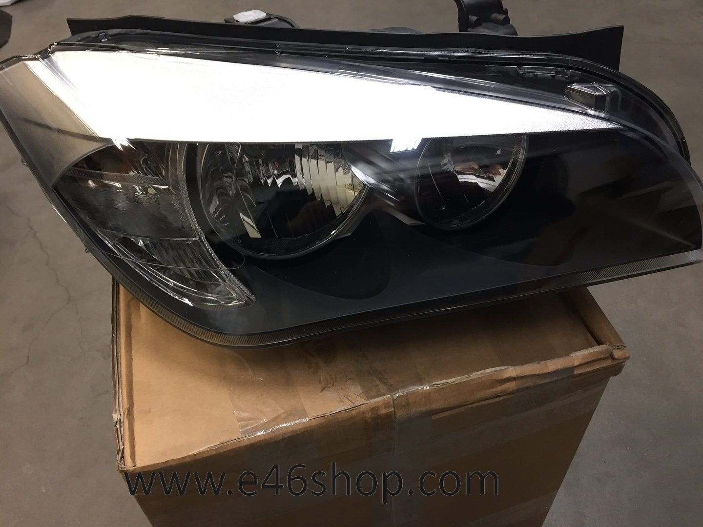 Koplamp nieuw  BMW X1 E84 rechts ORGINEEL BMW !!! 7290234, Auto-onderdelen, -, -, Nieuw, Ophalen of Verzenden