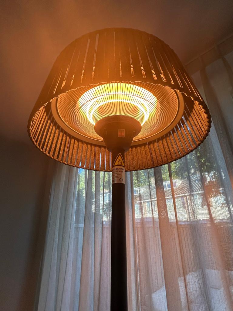 Stijlvolle Elektrische Patio Heater - Niet gebruikt, Tuin en Terras, Vloer, Zo goed als nieuw, Waterbestendig, Ophalen