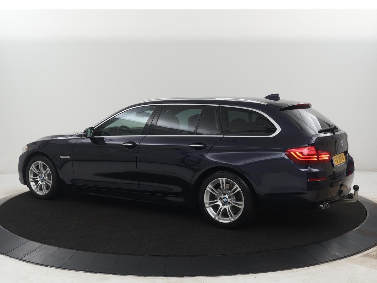 BMW 5-serie Touring 530xd High Executive | Leder | Adaptive, Automaat, Gebruikt, Euro 6, 2993 cc