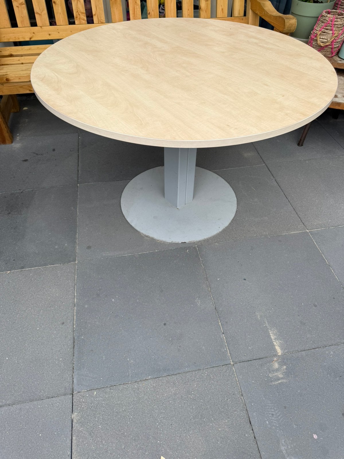 Buitentafel 120, Tuin en Terras, Ophalen, Zo goed als nieuw, Rond, Hout