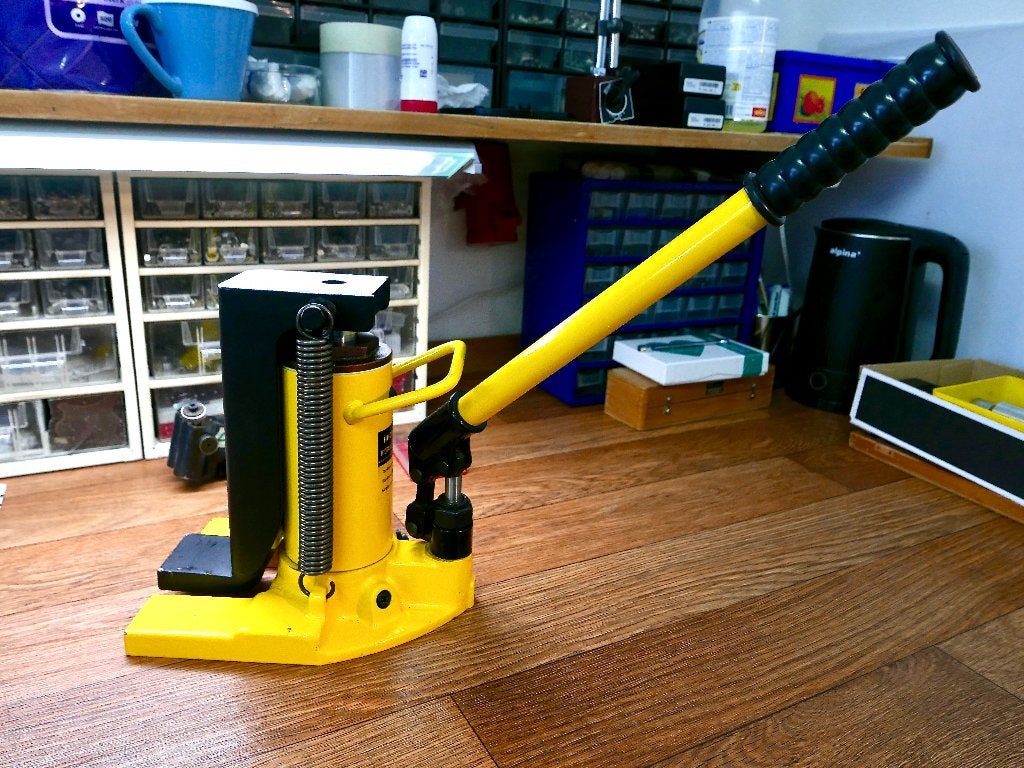 Te koop hydraulische krik, Ophalen, Zo goed als nieuw