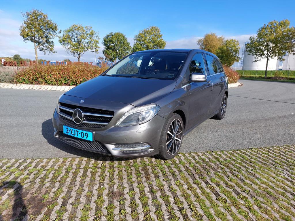 Mercedes Benz B Klasse180CDIEditionBj2014TaxiklaarMDTSysteem, Auto's, Euro 5, 730 kg, 4 cilinders, Overige bekleding