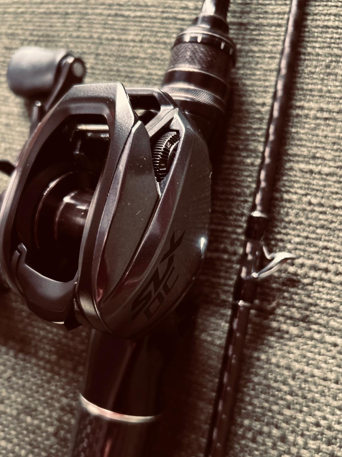 Shimano SLX XT DC met Predox Tanso Carbon Hengel, Watersport en Boten, Ophalen of Verzenden, Zo goed als nieuw, Complete hengel