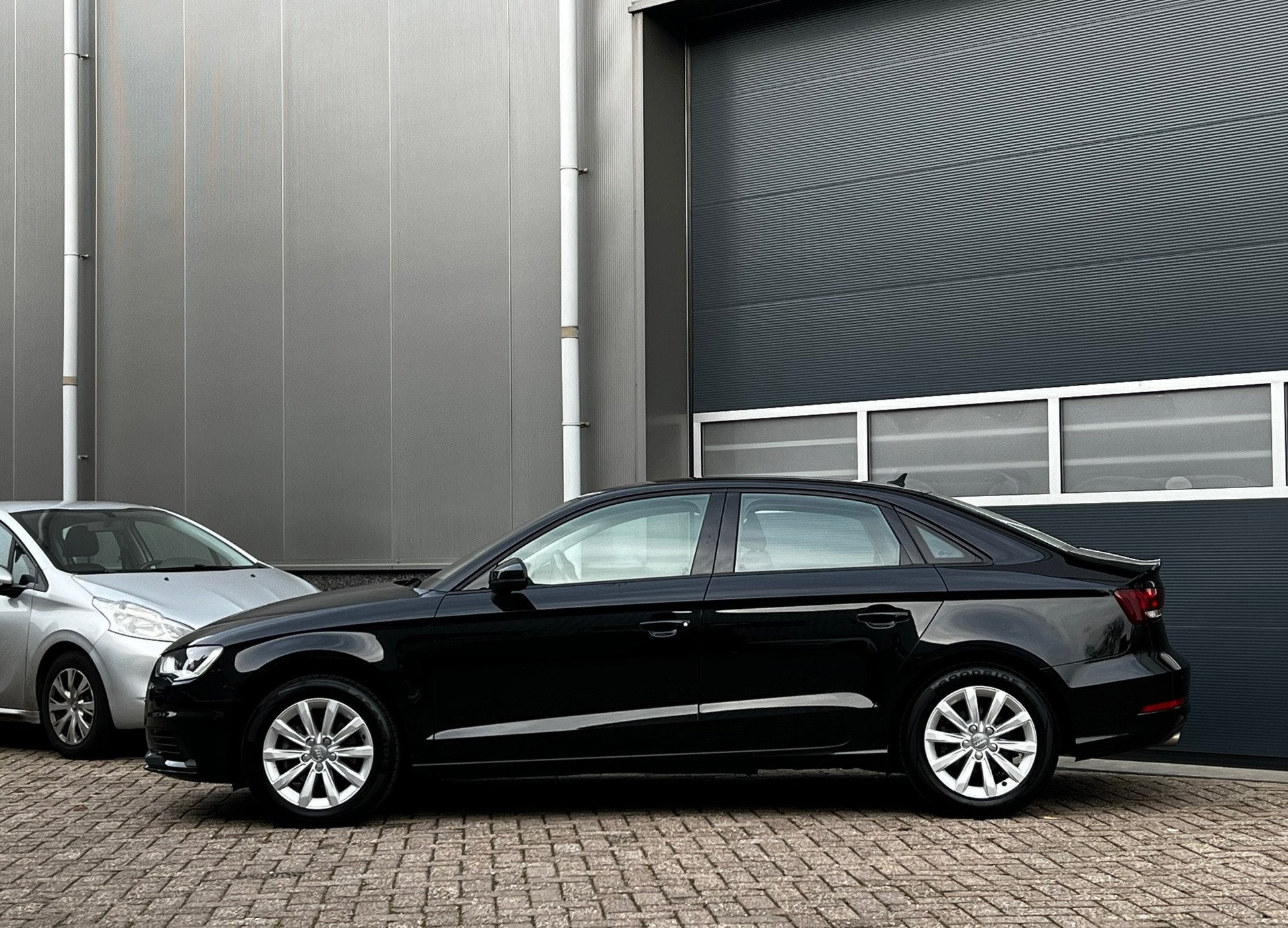 Audi A3 Limousine 1.4 TFSI CoD Ambition bj.2016 Navi|Pdc|Cc|, Voorwielaandrijving, Stof, Gebruikt, Euro 6