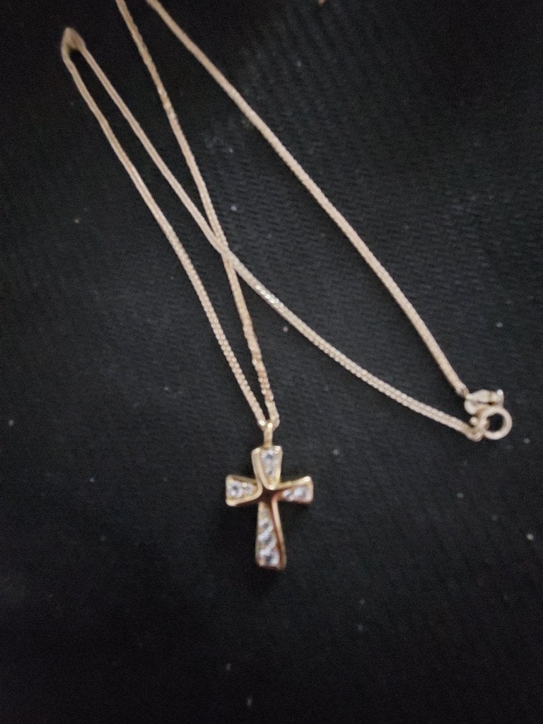 zilver goldplate kettinkje met kruis en zirkonia, Nieuw, Ophalen of Verzenden, Met edelsteen, Zilver