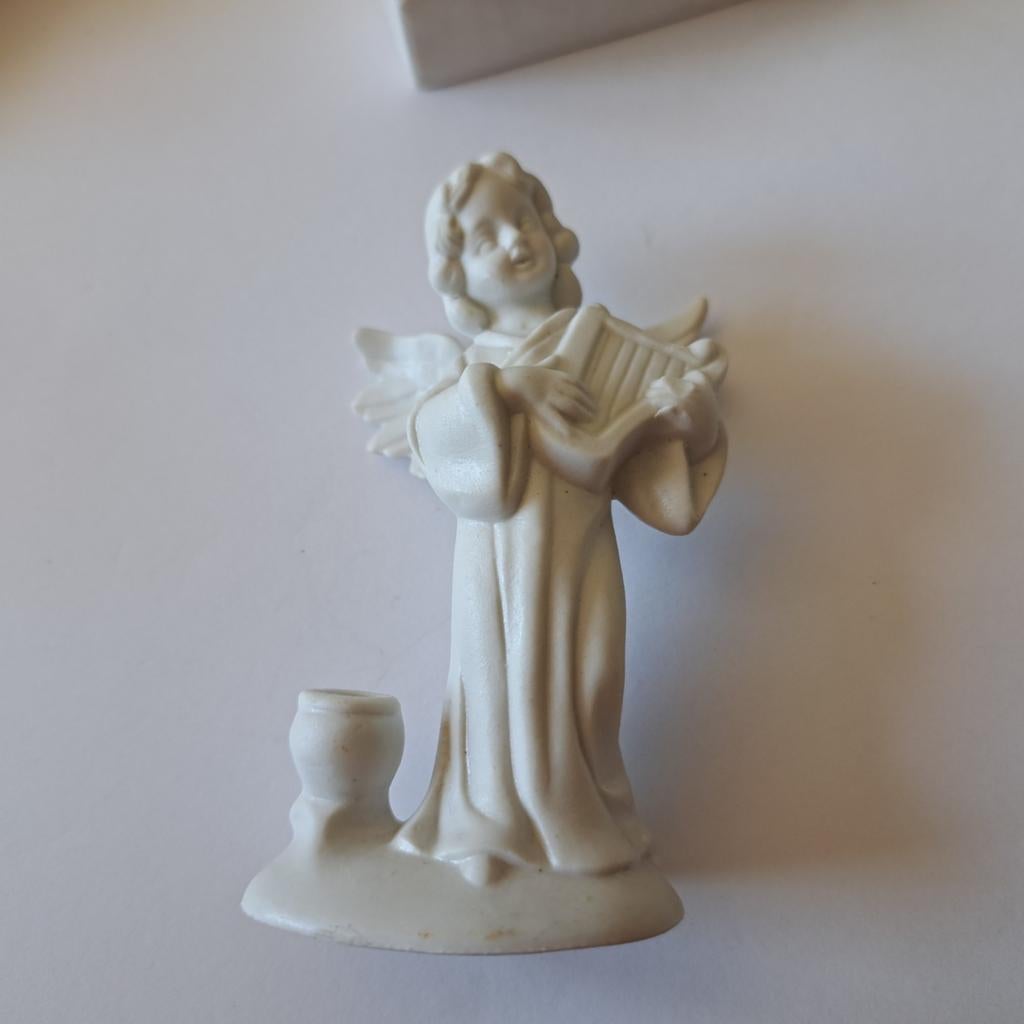 Capodimonte ? porselein engeltje, Verzenden, Zo goed als nieuw, Dier