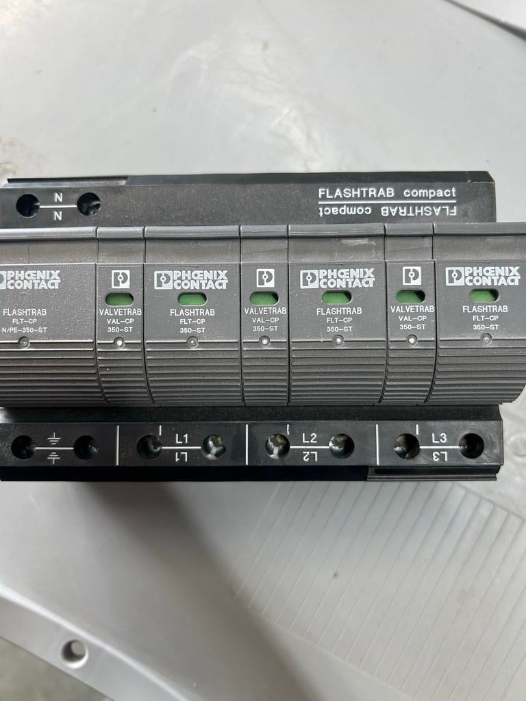 Phoenix Contact FLASHTRAB compact overspanningsbeveiliging, Ophalen of Verzenden, Gebruikt, Overige typen