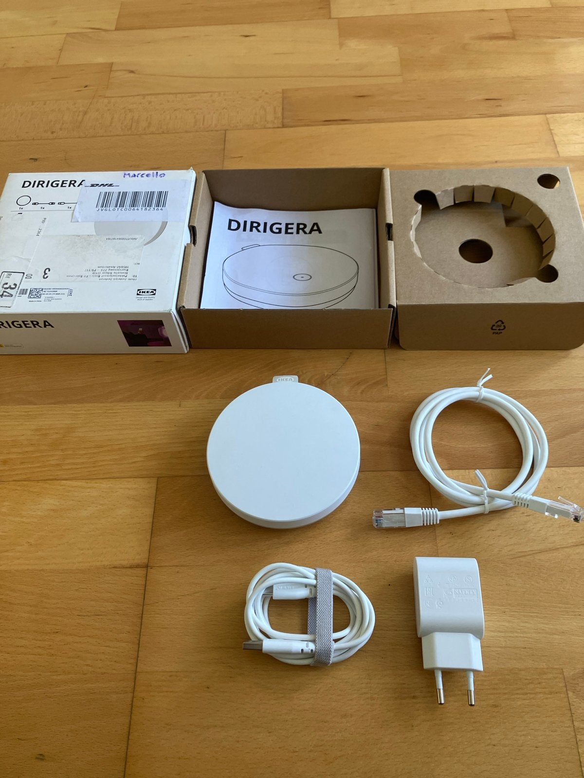 IKEA DIRIGERA Hub voor slimme producten E2315, Ophalen of Verzenden, Zo goed als nieuw