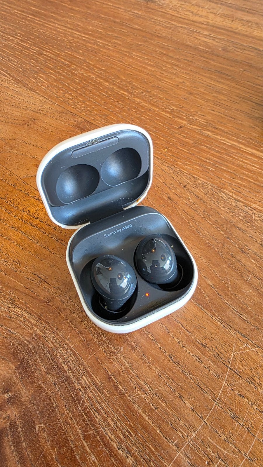 Samsung Galaxy Buds Live SM-R177 Wit + oplaadcas, Ophalen, In-ear, Zo goed als nieuw, Samsung