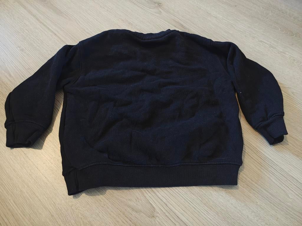 Zara zwarte trui maat 98, Ophalen of Verzenden, Zo goed als nieuw, Jongen, Trui of Vest