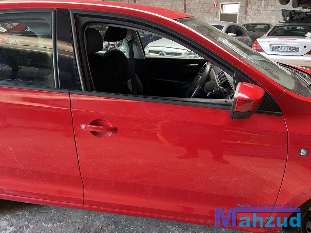 SEAT TOLEDO 4 Rood rechts voor deur portier 2012-2019, Gebruikt, Deur, Autovia A-2, Km 585 585
08760  Martorell, ES, Ophalen of Verzenden