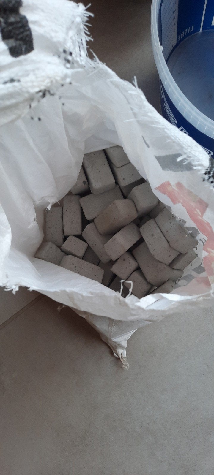 Afstandhouders beton (35mm) met kunststof pionnen, Doe-het-zelf en Verbouw, Ophalen, Nieuw