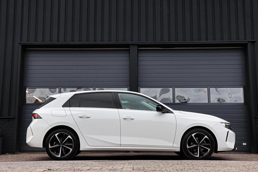 Opel Astra 1.2 Turbo Elegance /LED/CARPLAY/CAMERA/KEYLESS/AC, Gebruikt, 1199 cc, Electronic Stability Program (ESP), Wit