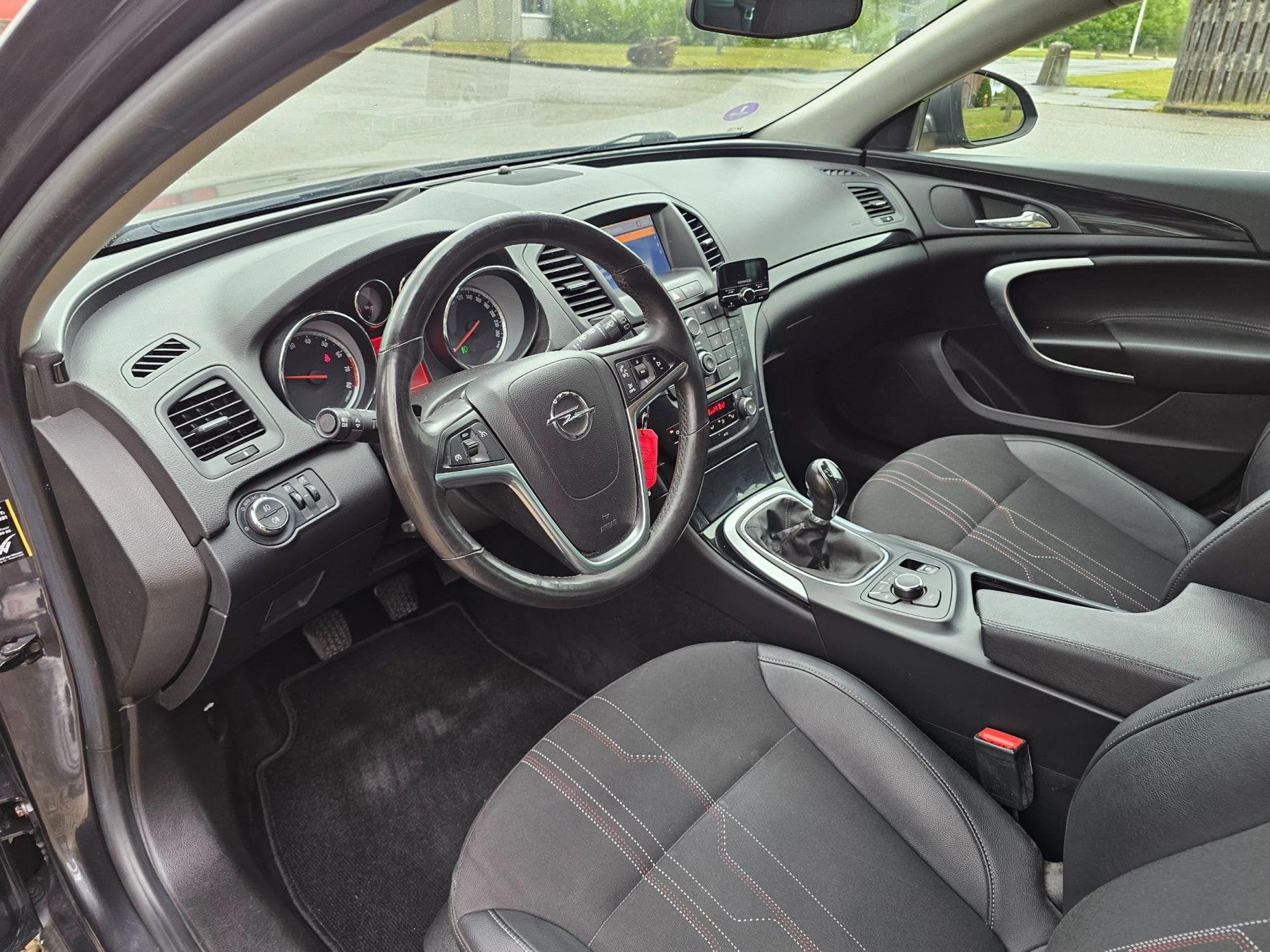 Opel Insignia Sports Tourer 1.4 t Nieuwe Koppakking incl nie, Auto's, Opel, Gebruikt, 4 cilinders, Handgeschakeld, 1364 cc