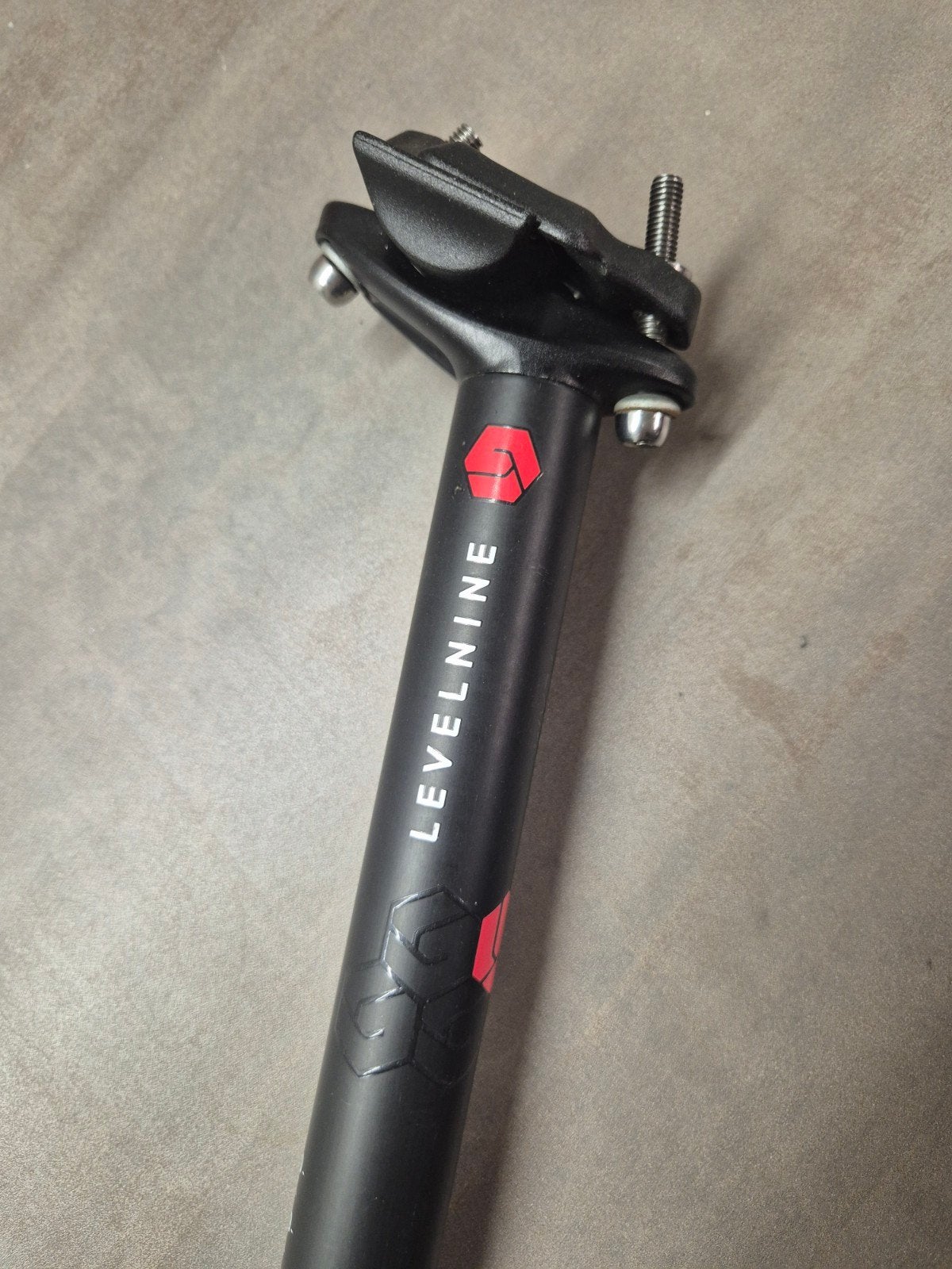 Carbon mtb zadelpen Levelnine team 27.2 x 400 nette staat, Frame, Gebruikt, Ophalen of Verzenden, Mountainbike