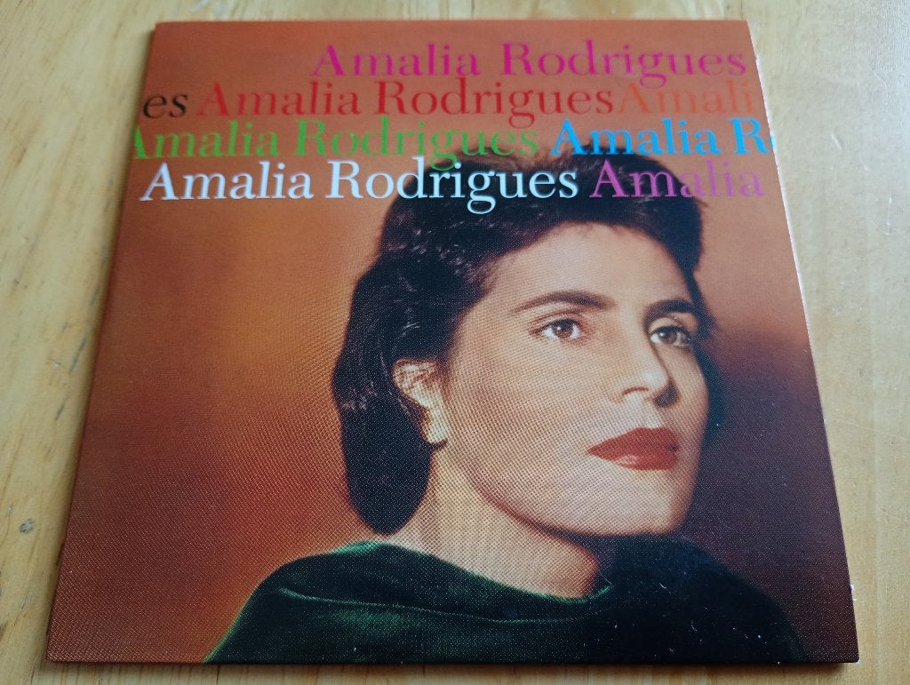 CD Amália Rodrigues - Amalia Rodrigues, Verzenden, Zo goed als nieuw, Fado