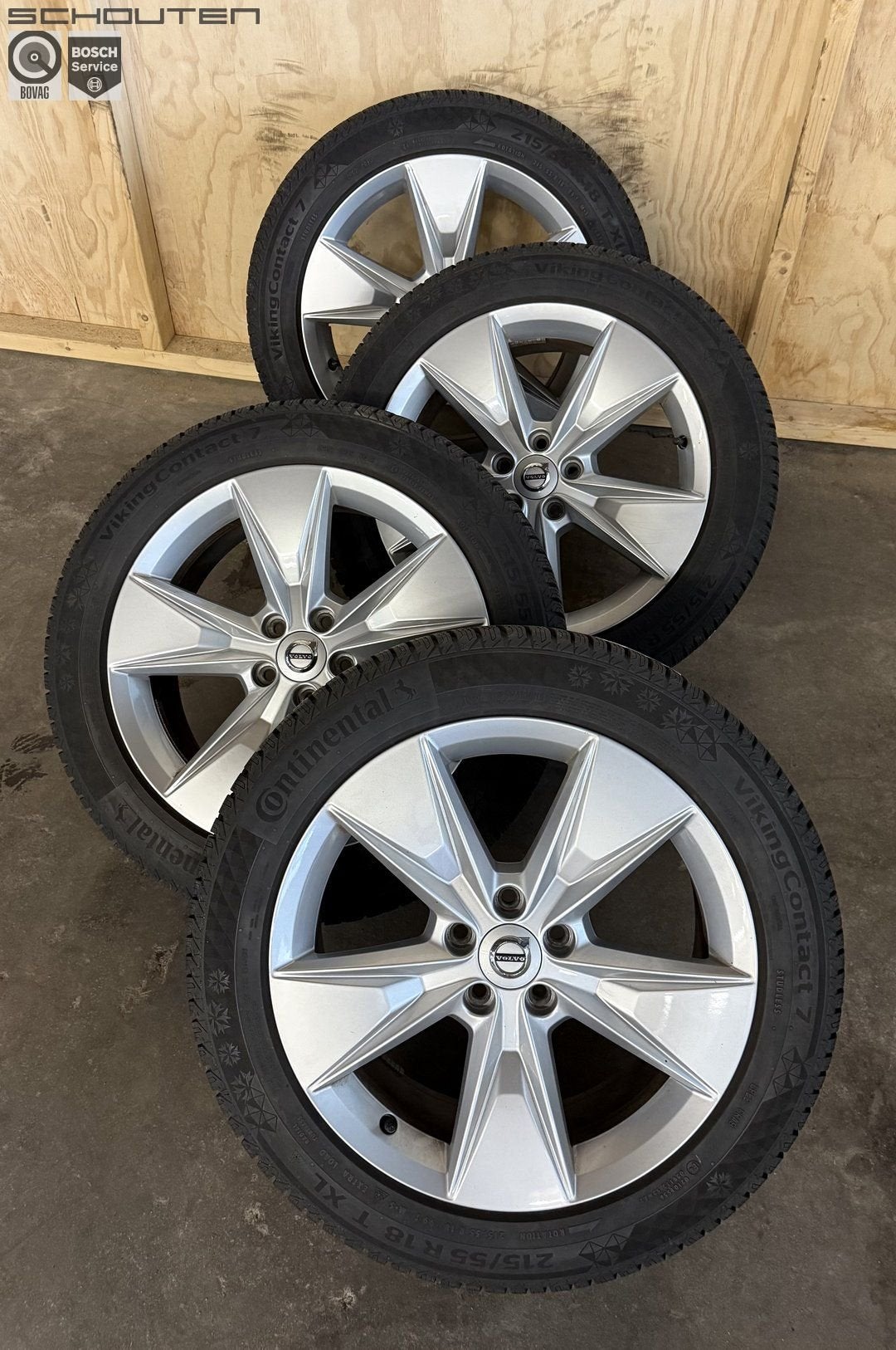 Origineel 18" Volvo V60 Winterset, Auto-onderdelen, Gebruikt, -, -, Banden en Velgen