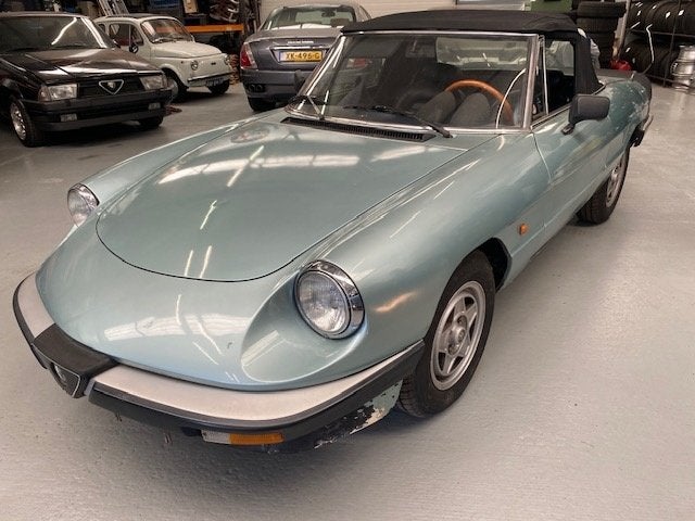 Alfa Romeo Spider
