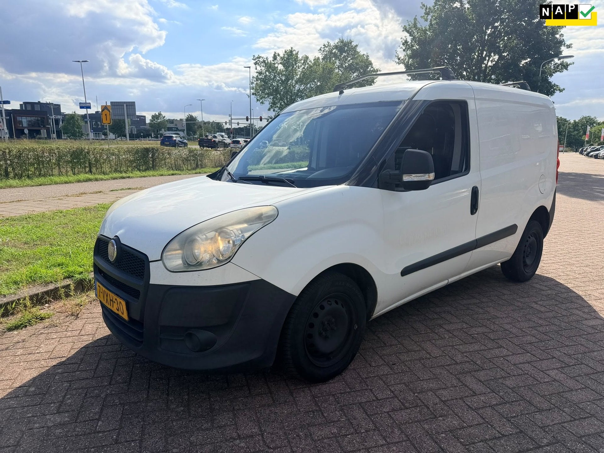 Fiat Doblò Cargo 1.3 Diesel - 2012 - Airco - APK 08-2027, Euro 5, Gebruikt, 4 cilinders, Bedrijf