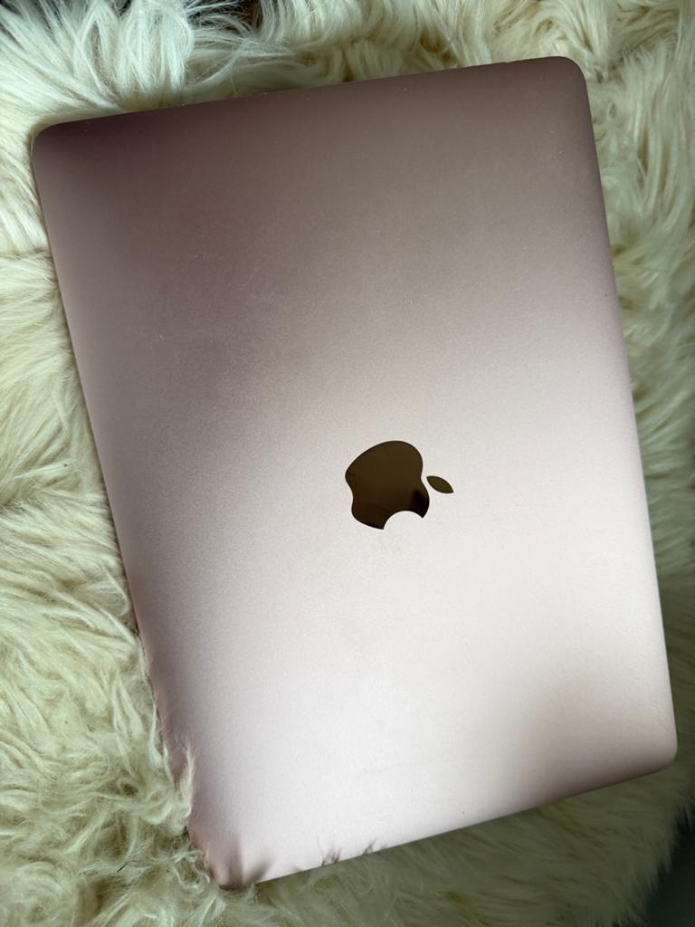 Roze MacBook 12 inch (Early 2016) - 8GB RAM, 256GB SSD, Computers en Software, Apple Macbooks, 256 GB, Qwerty, 8 GB, Minder dan 2 Ghz