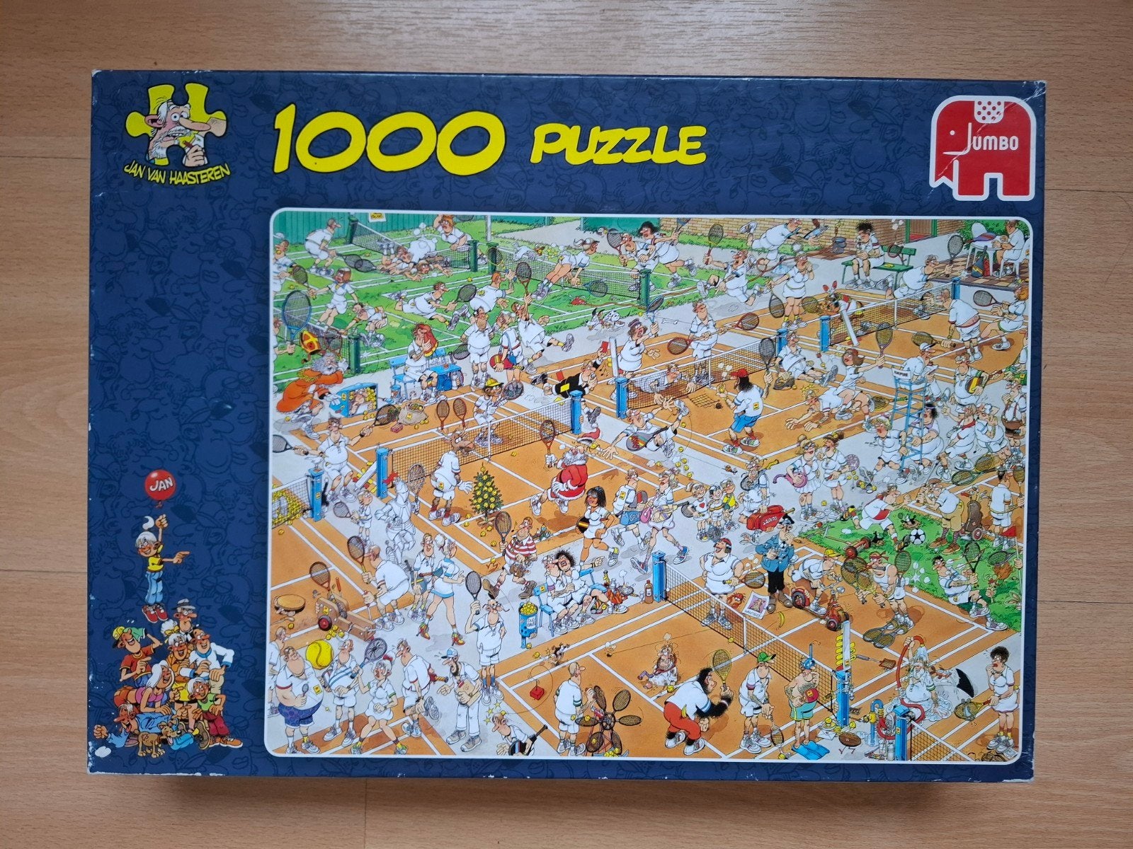 Puzzel JvH 1000 stukjes de tennisbaan (Jan van Haasteren), Ophalen of Verzenden, 500 t/m 1500 stukjes, Gebruikt, Legpuzzel