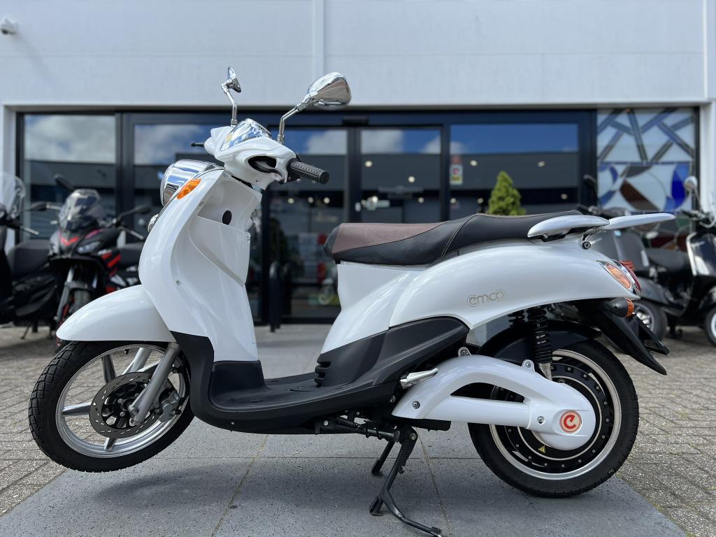 Emco Novi 25 km e scooter Eindejaars Deal, Niet ingevuld, Gebruikt, Elektrisch, Niet ingevuld