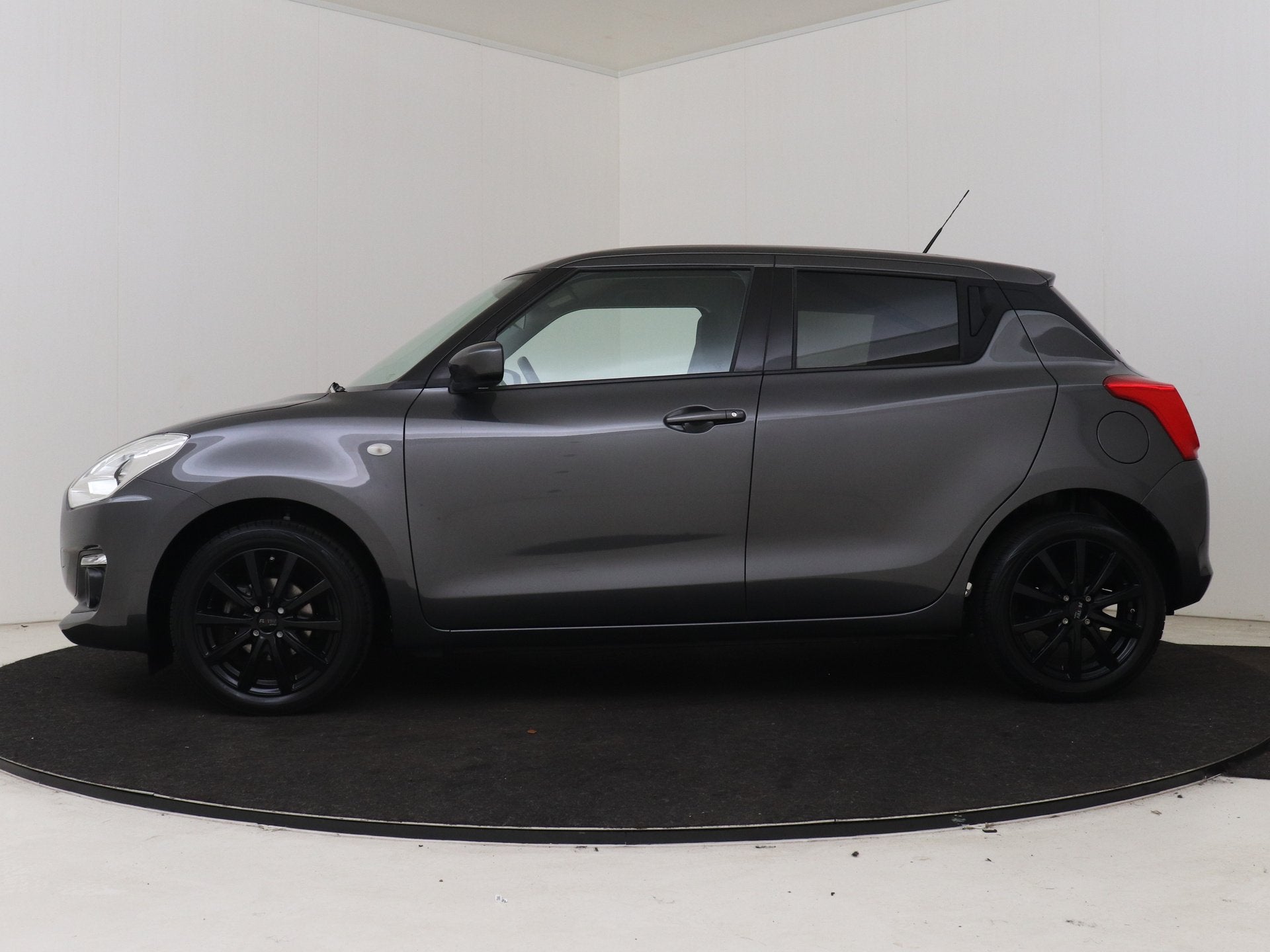 Suzuki Swift 1.2 Select | Airco | Apple CarPlay/Android Auto, Auto's, Voorwielaandrijving, 12 maanden, Stof, Gebruikt