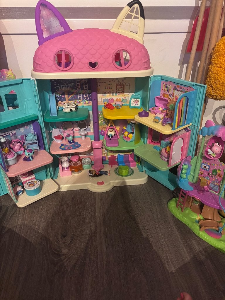 Gabby poppen inclusief wat extra kamers, Kinderen en Baby's, Ophalen of Verzenden, Zo goed als nieuw, Toebehoren