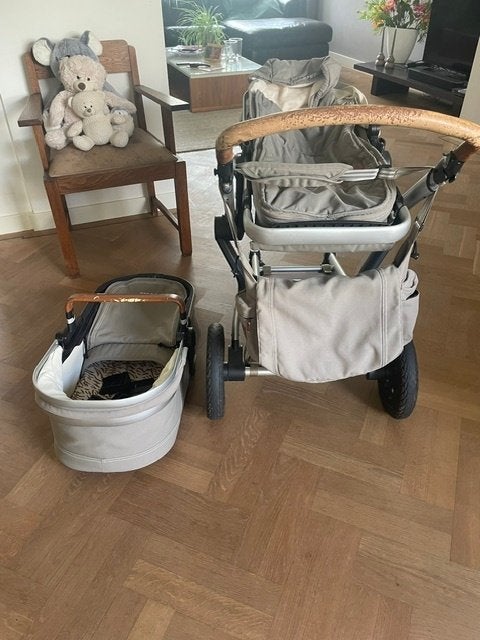 Te koop Jools Day kinderwagen, Kinderen en Baby's, Kinderwagens en Combinaties, Gebruikt, Combiwagen, Overige merken, Luchtbanden