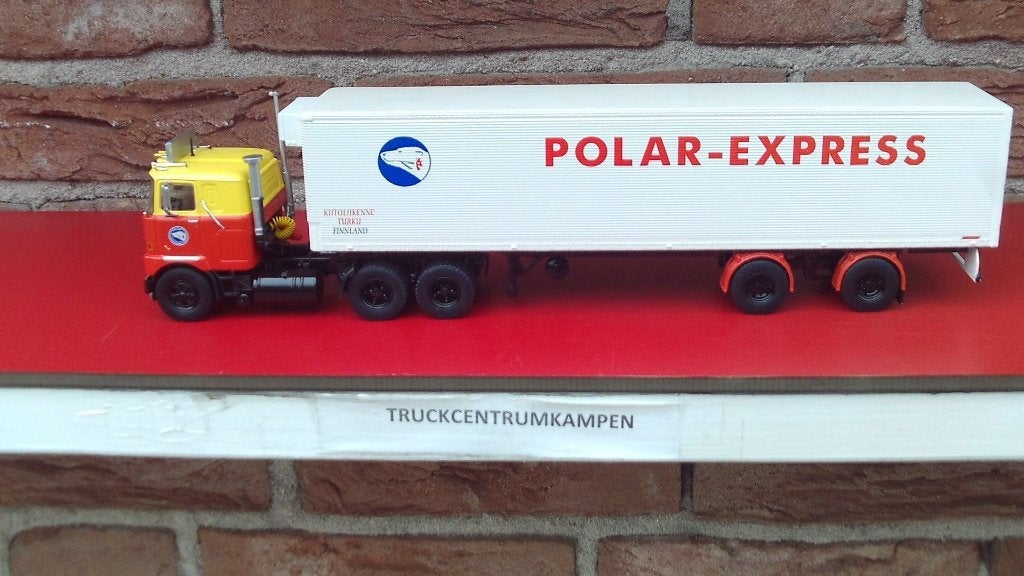 Tekno  Mack  F700  van  Polar - Express.