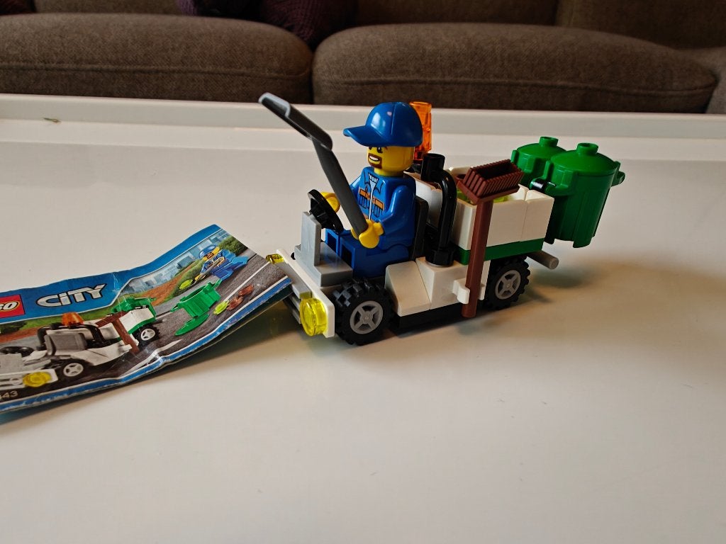 Lego set 30313 -  LEGO City Vuilniswagen - 48 steentjes, Kinderen en Baby's, Lego, Ophalen of Verzenden, Zo goed als nieuw, Compleet