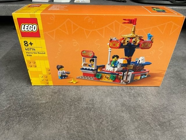 Lego Carousel Ride 40714, Kinderen en Baby's, Speelgoed | Duplo en Lego, Overige thema's, Nieuw, Ophalen of Verzenden, Complete set