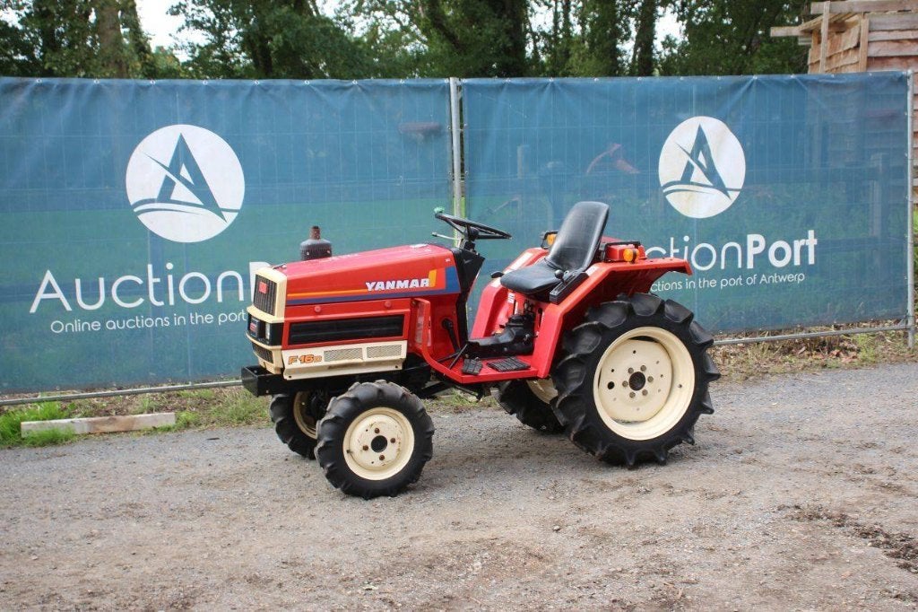 Foto 11 van Veiling: Tractoren en Minitractoren