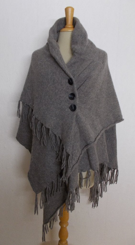 80% lamswollen aparte mooie bruine poncho/trui! L, Verzenden, Zo goed als nieuw, Maat 42/44 (L), Bruin
