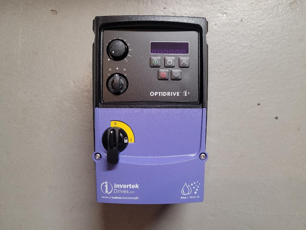 Invertek frequentieregelaar voor 1~ 230V motoren 0,75kW IP66, Hobby en Vrije tijd, Elektronica-componenten, Info@hiflex.nl, Nieuw