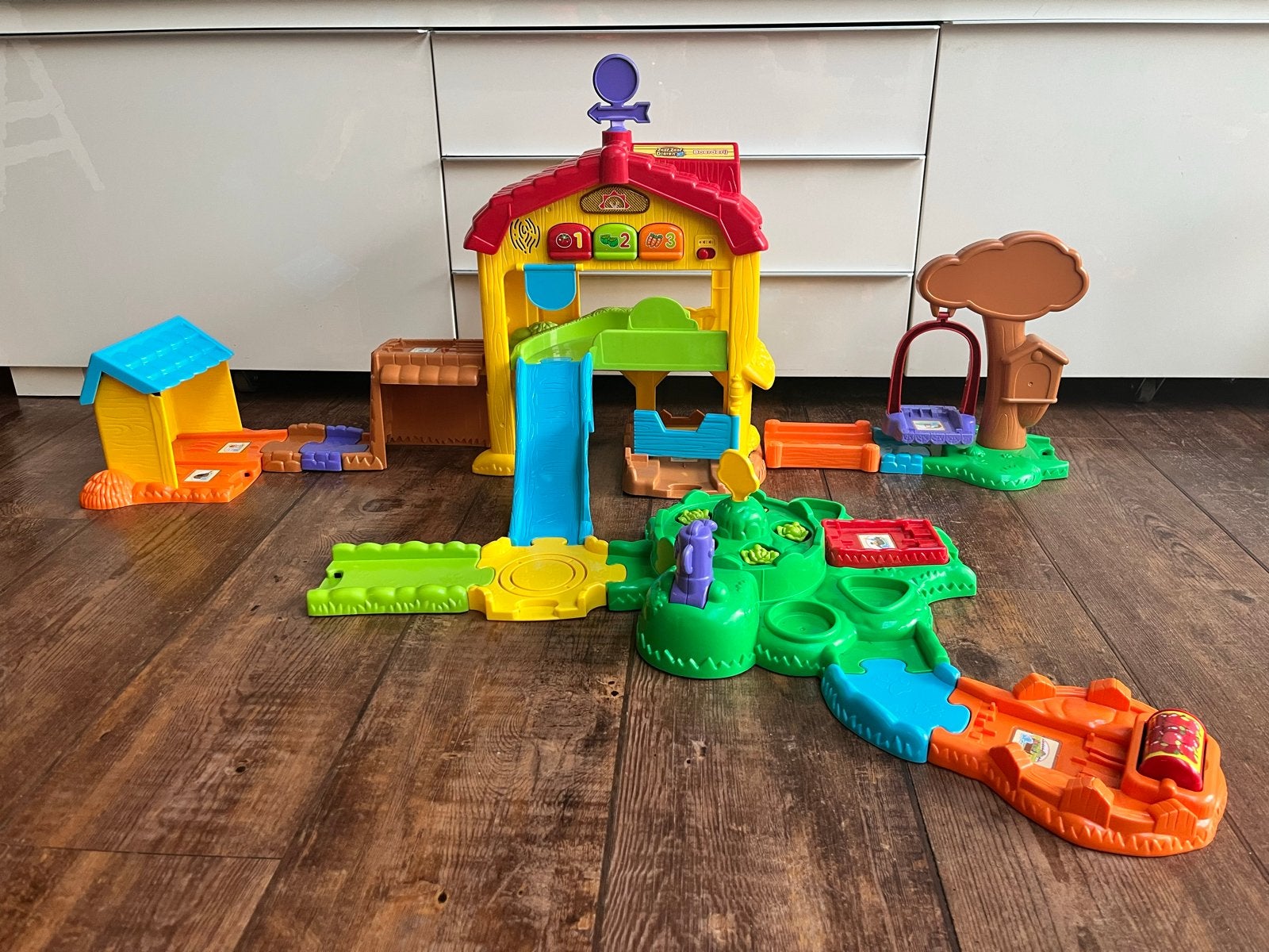 3 VTech Toet Toet Auto sets: Dierenboerderij, Parkeertoren, Ophalen, Gebruikt