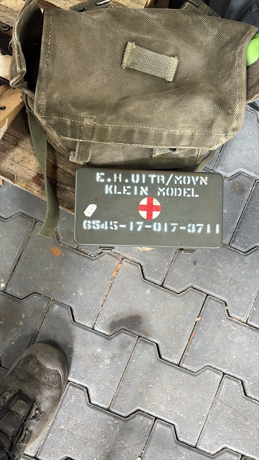 Verband trommel gevuld Nekaf daf ya, Ophalen of Verzenden, Landmacht, Nederland