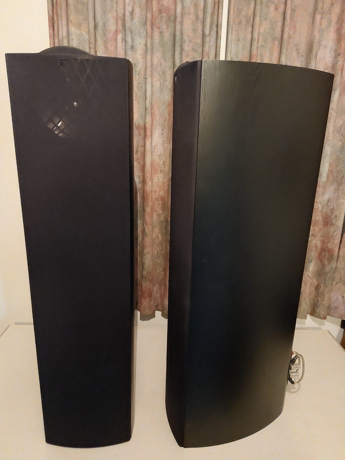 KEF iQ7 Vloerstaande Luidsprekers - Zwart (Paar), Audio, Tv en Foto, Luidsprekers, Vloerstaande luidspreker, Gebruikt, Basreflex