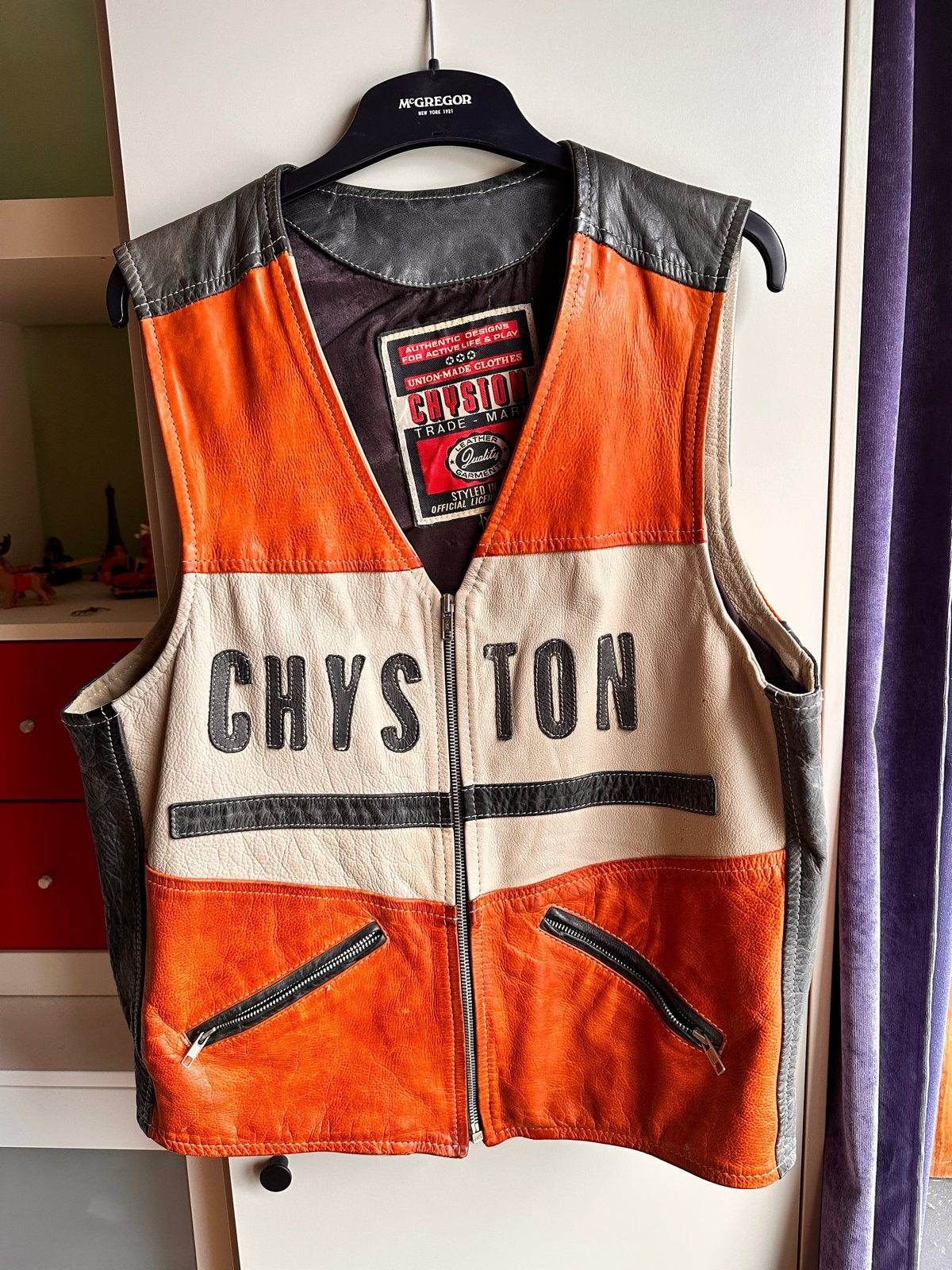 2 Chyston Chilet Leren Grote Maten - Zwart (L) & Oranje (XL), Ophalen of Verzenden, Gedragen