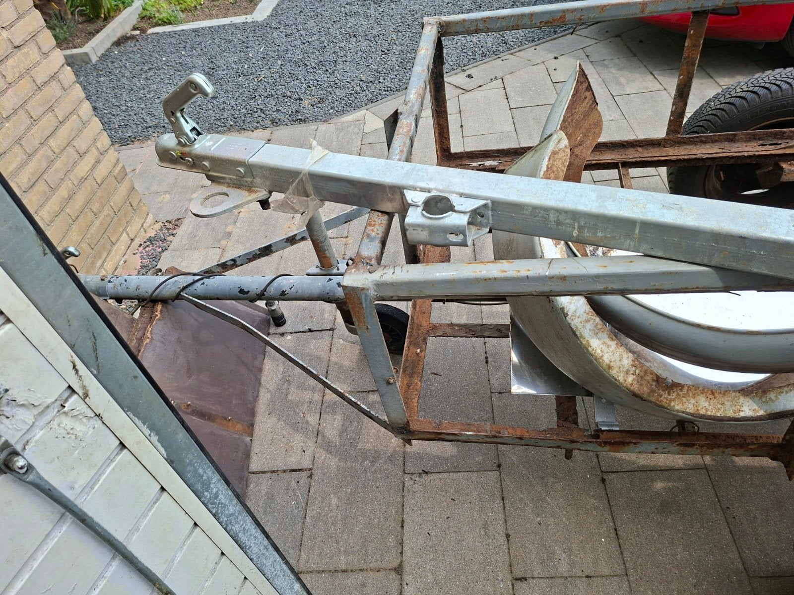Nieuwe trekstang voor aanhanger, Ophalen