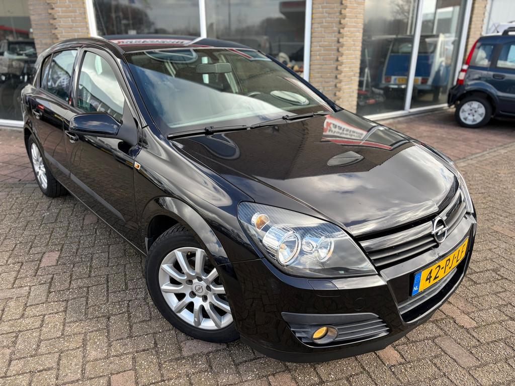 Opel Astra 1.8 Sport - Clima - Cruise -, Auto's, Opel, Gebruikt, Zwart, 1796 cc, Zwart