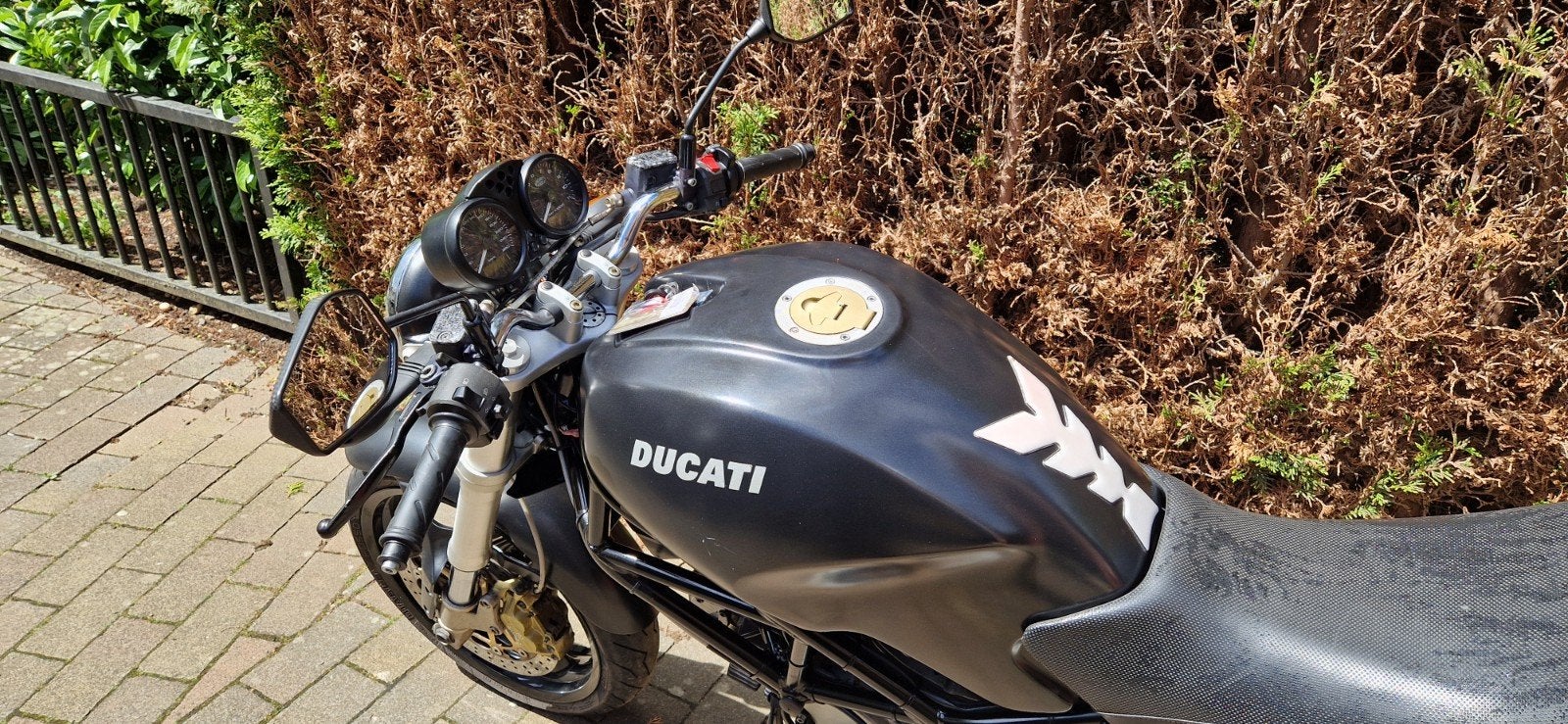 DUCATI MONSTER 620I BLACK EDITIE