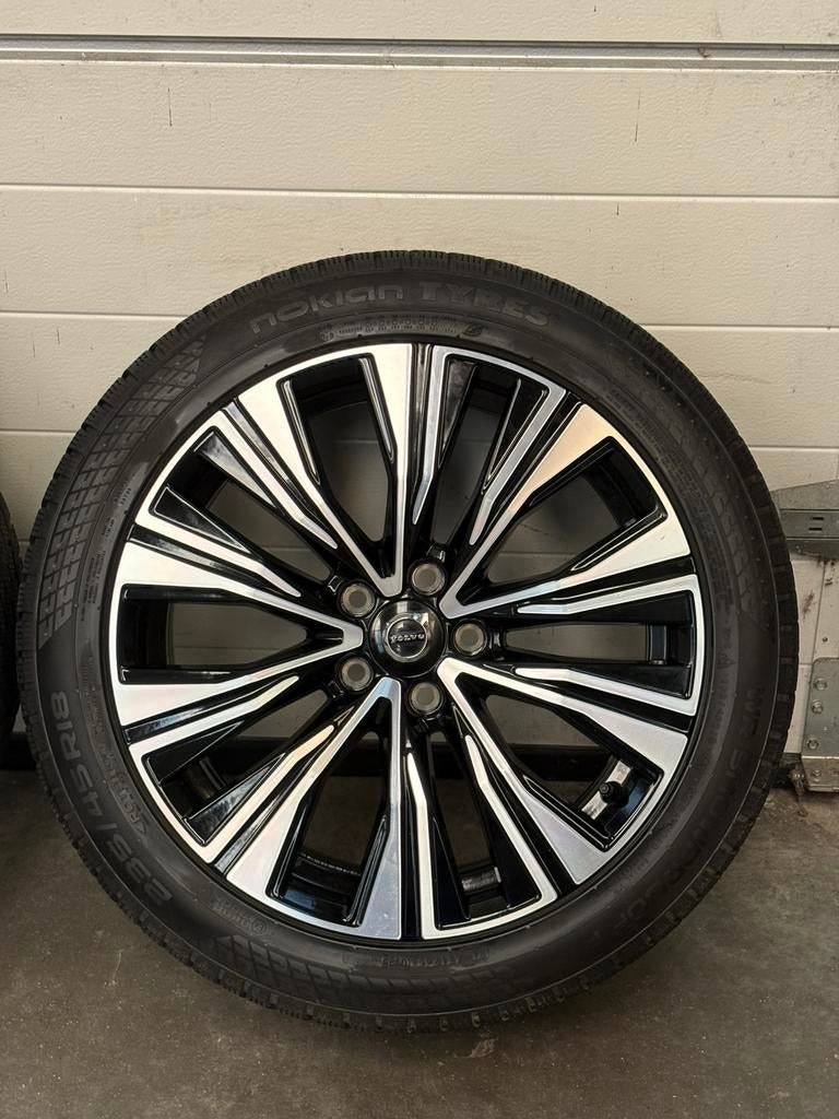 Volvo V60 S60 Insciption 18 inch winterset DEMO Nokian 8 mm, Ophalen, 18 inch, Gebruikt, Banden en Velgen