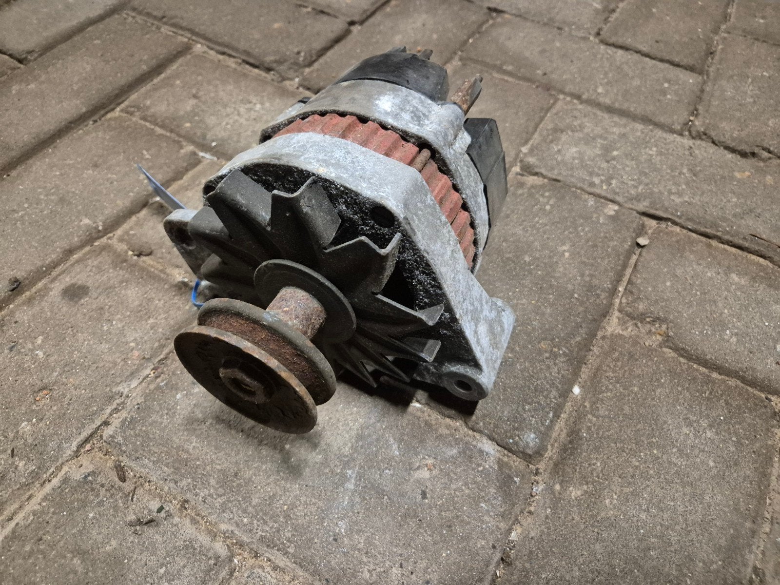 dynamo vw jetta 2 / golf 2, Ophalen of Verzenden, Gebruikt, Volkswagen