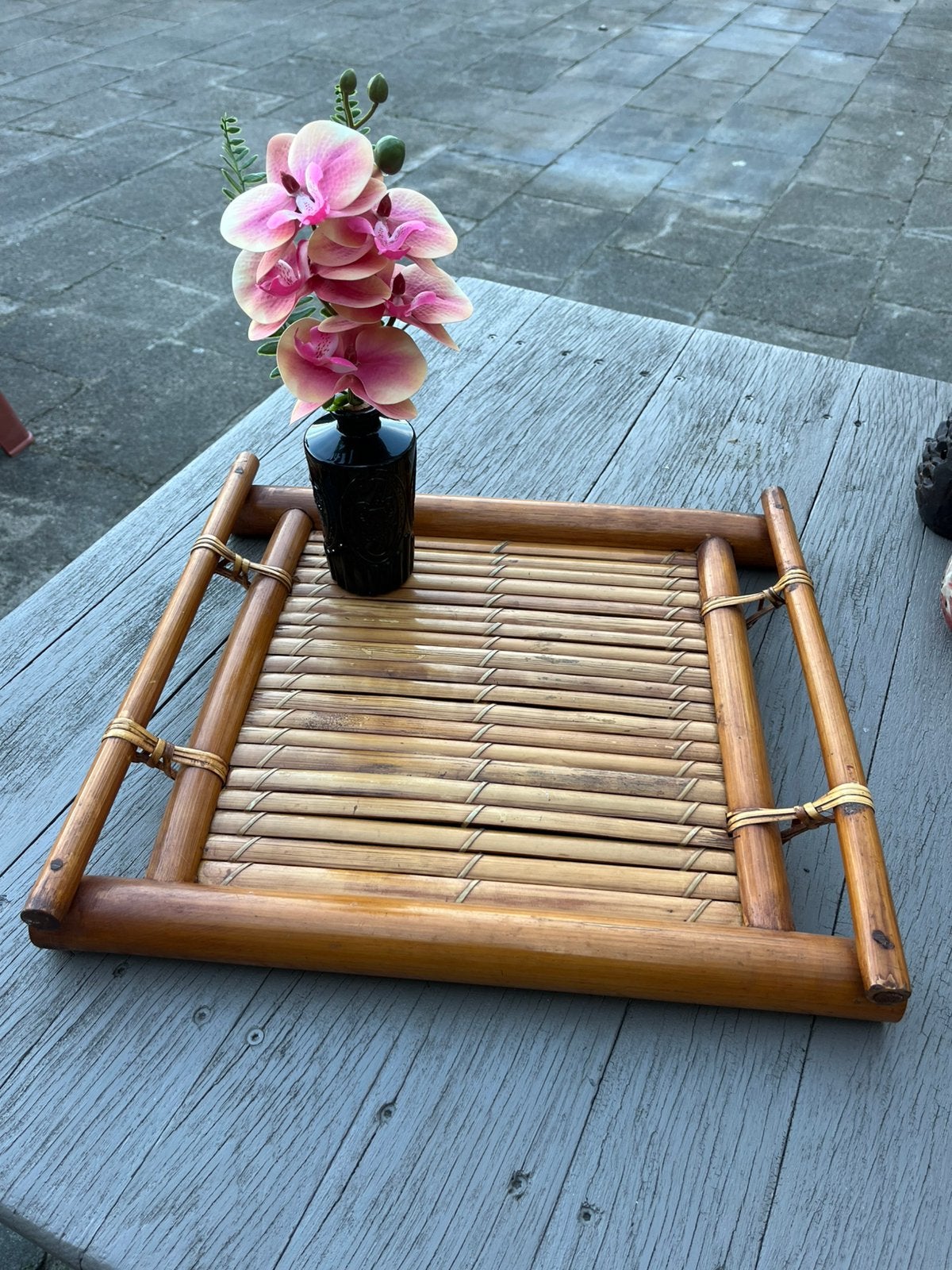 Groot vintage handgemaakt bamboe dienblad, Huis en Inrichting, Gebruikt, Natuurlijk materiaal, Vierkant, Ophalen of Verzenden