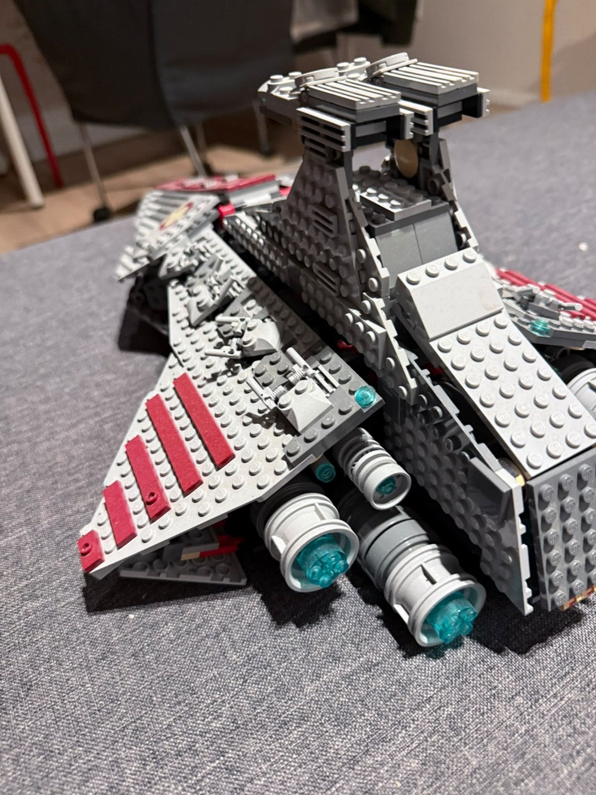 Foto 4 van Lego 8039 Star Wars Venator-Class Republic Attack Cruiser