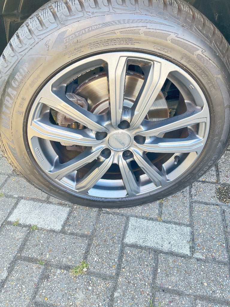 Complete set lichtmetalen velgen, winterbanden, autobanden, Ophalen, Banden en Velgen, 17 inch, Winterbanden